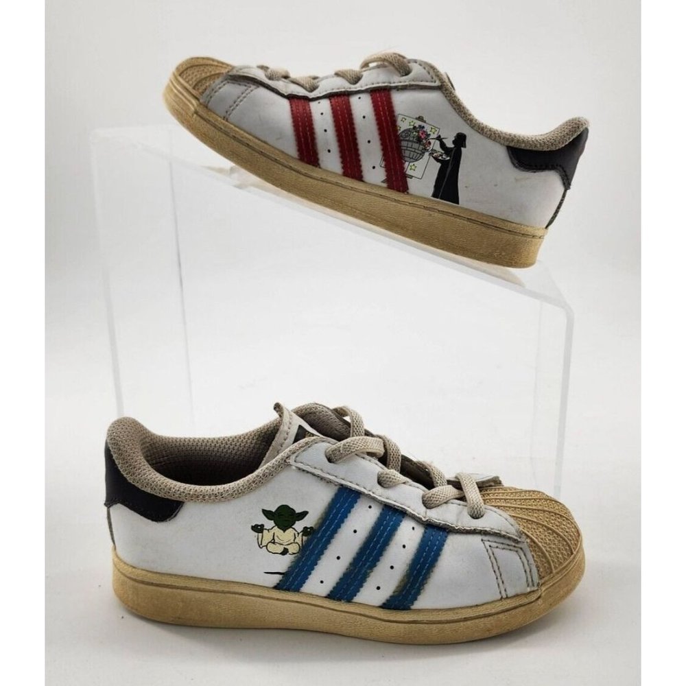 Star Wars x ADIDAS Superstar GS Youth Low Top Lace Up Shoes FX5938 Kids Size 10K